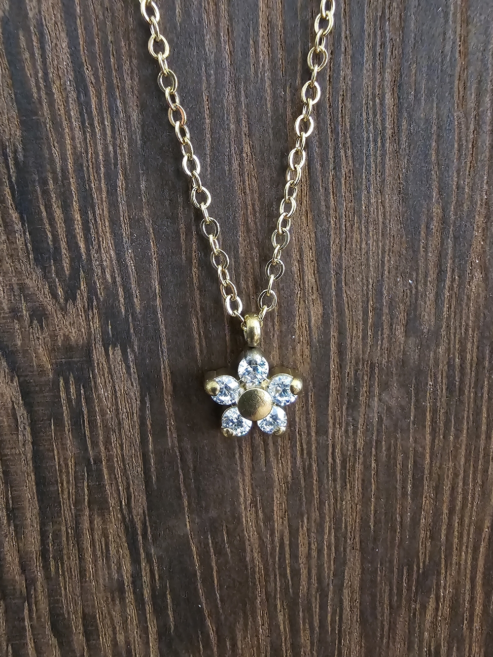 Dainty Flower Pendant Necklace - Picture 3 of 3